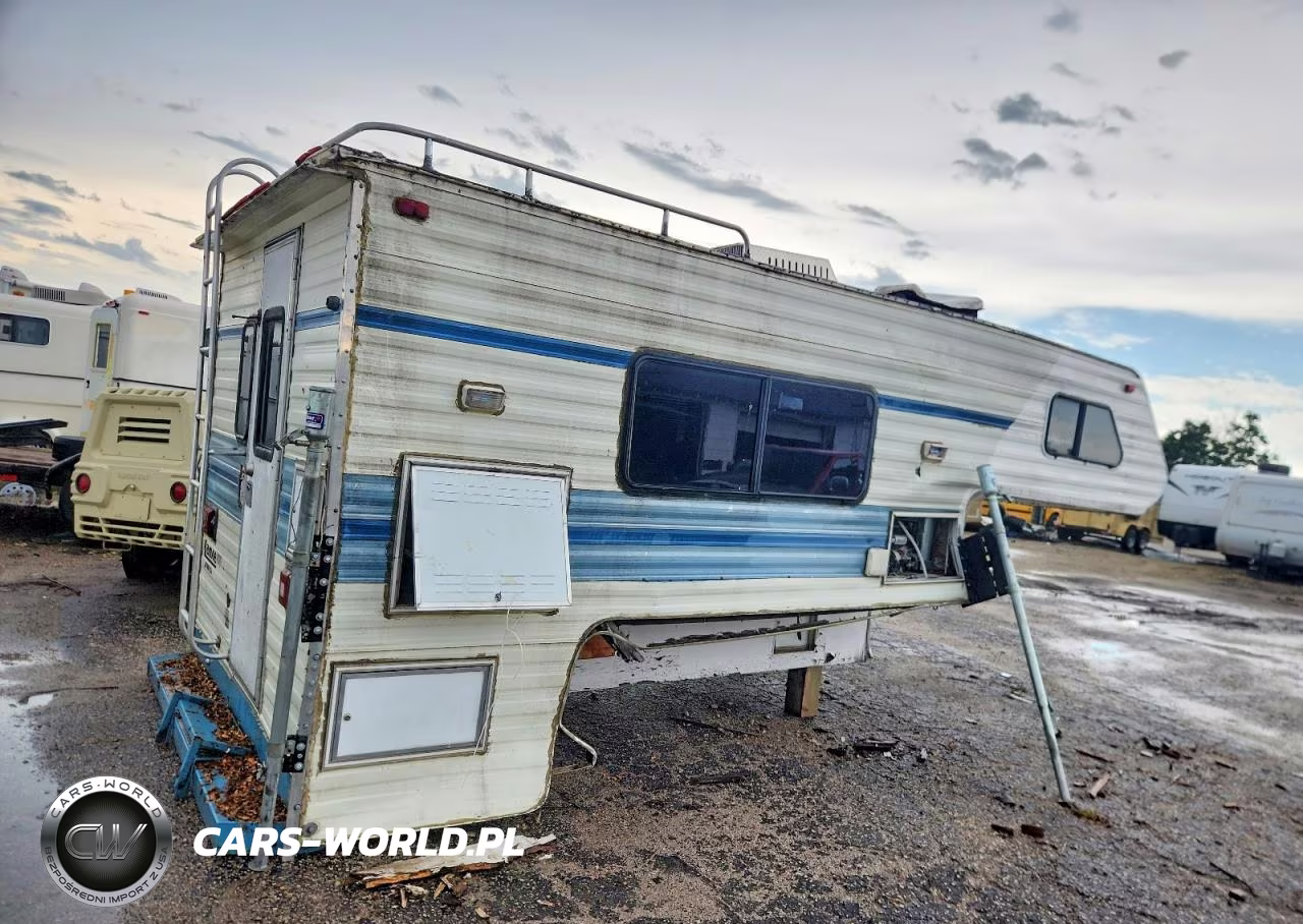 1986 Lance Recreational Vehicle (Rv) VIN:S40333RV - 4