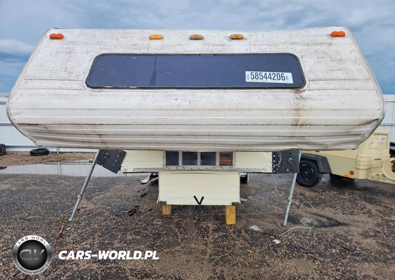 1986 Lance Recreational Vehicle (Rv) VIN:S40333RV - 7