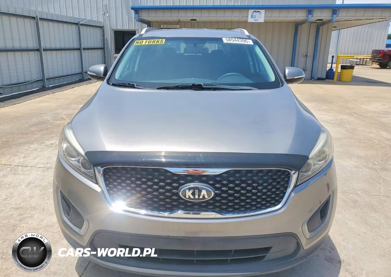 2018 Kia Sorento Lx V6 VIN:5XYPG4A59JG361301 - 5