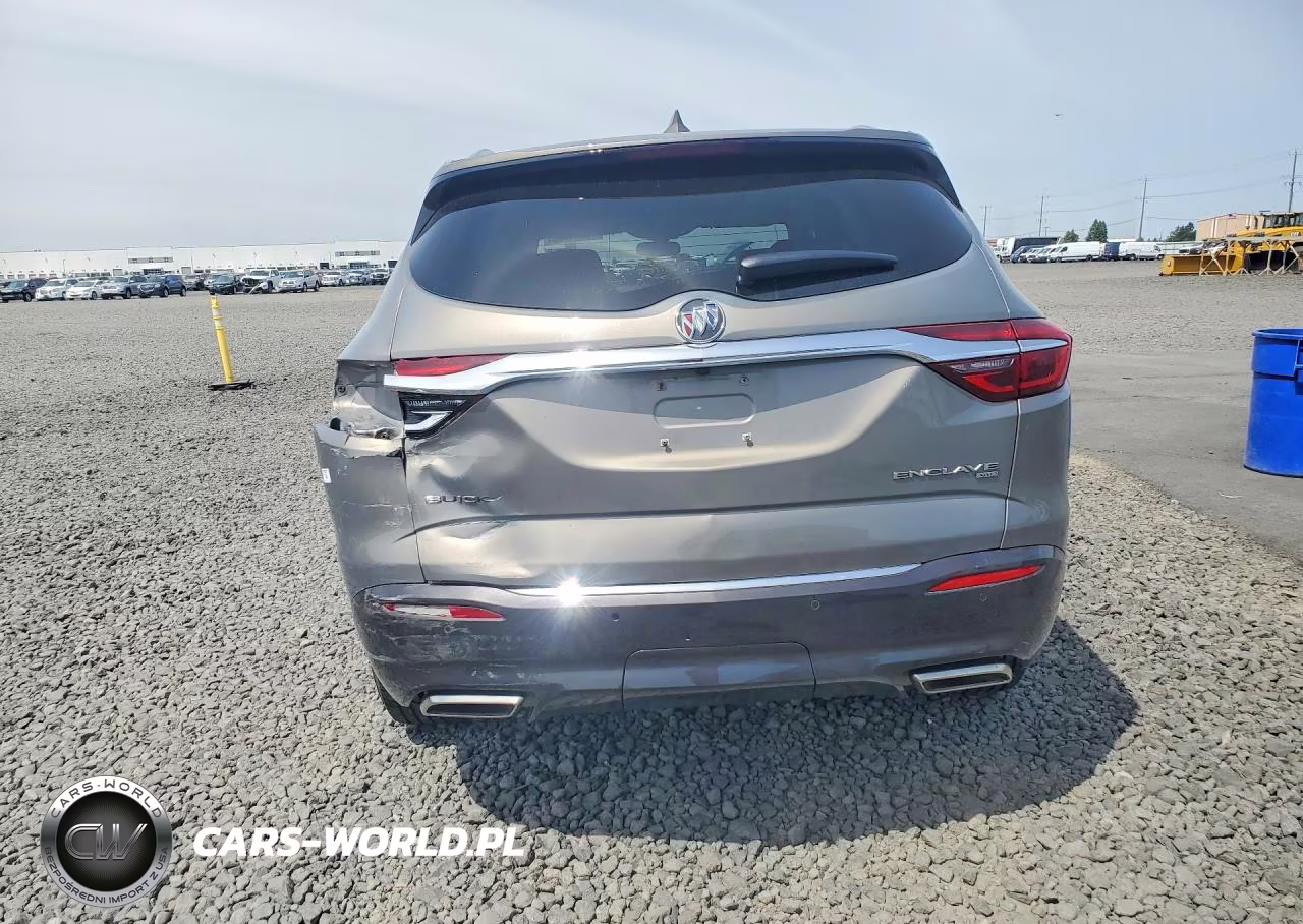 2018 Buick Enclave Essence VIN:5GAEVAKW8JJ196099 - 6