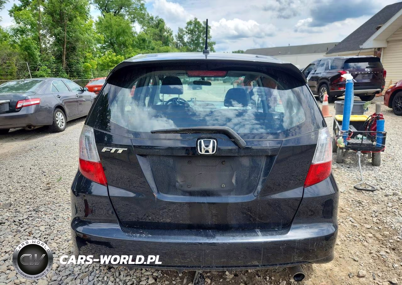 2010 Honda Fit Sport VIN:JHMGE8H4XAC031454 - 6