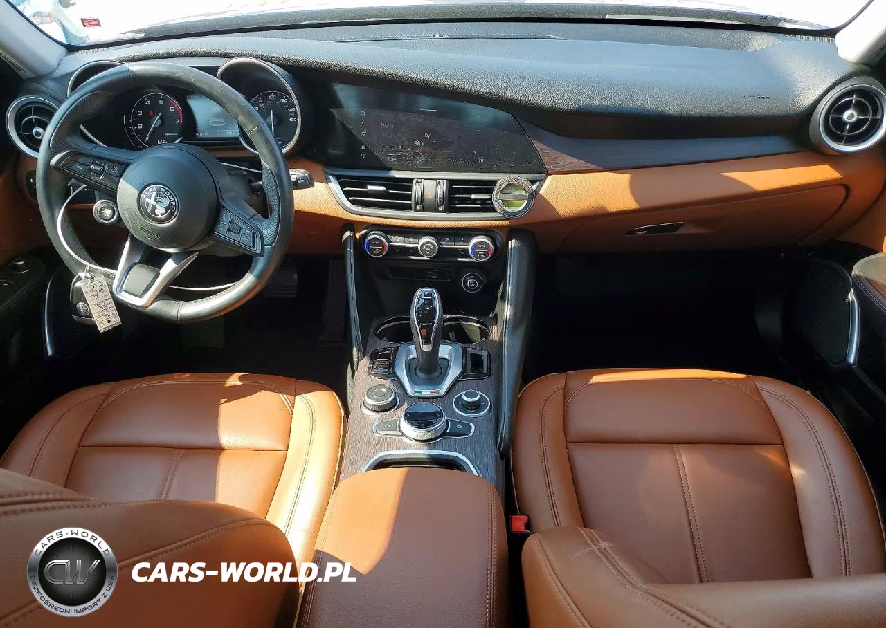 2020 Alfa Romeo Giulia Ti VIN:ZARFAMBN6L7632459 - 8