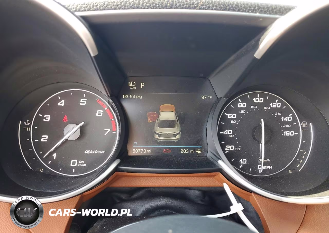 2020 Alfa Romeo Giulia Ti VIN:ZARFAMBN6L7632459 - 9