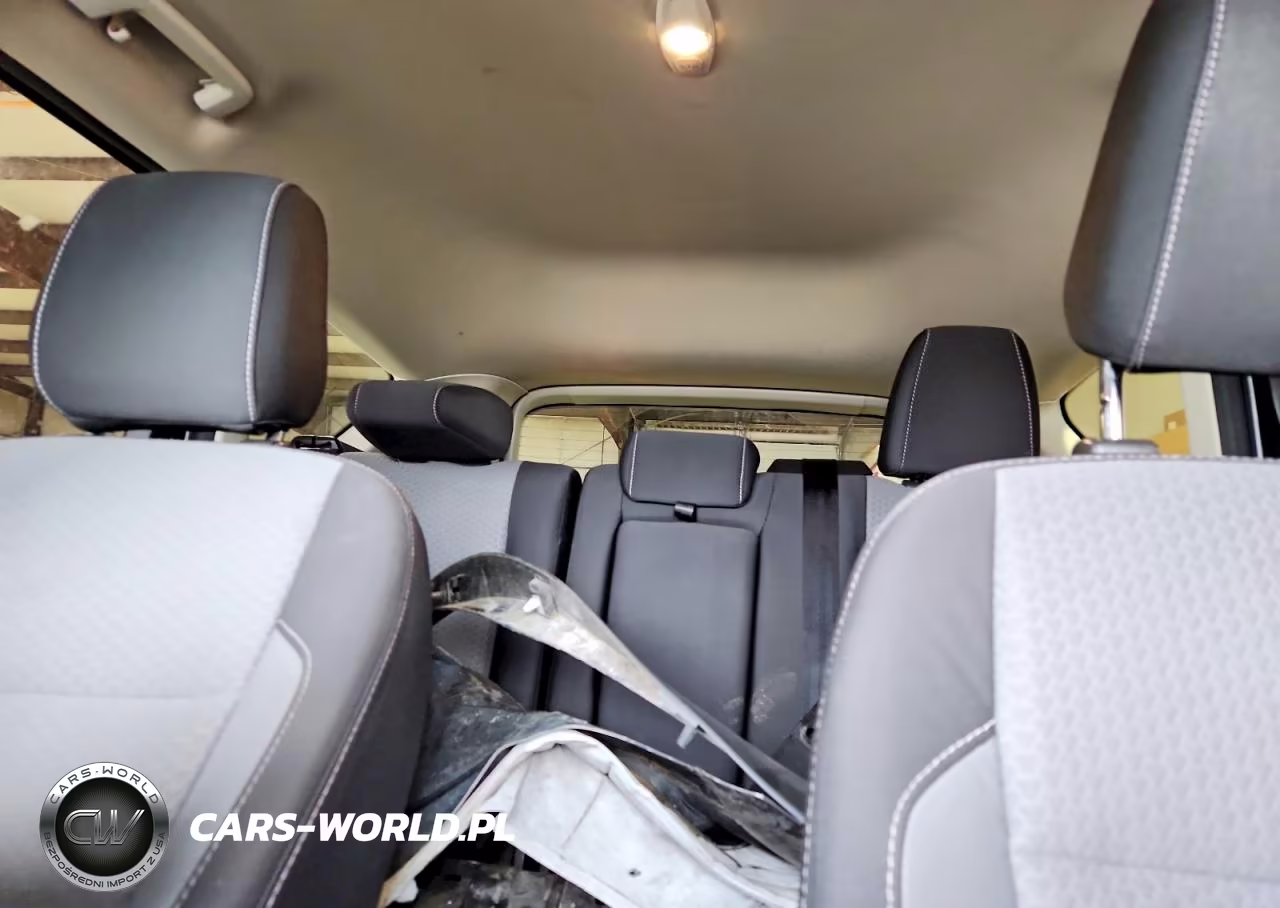 2019 Ford Escape Se VIN:1FMCU9GDXKUA93972 - 10