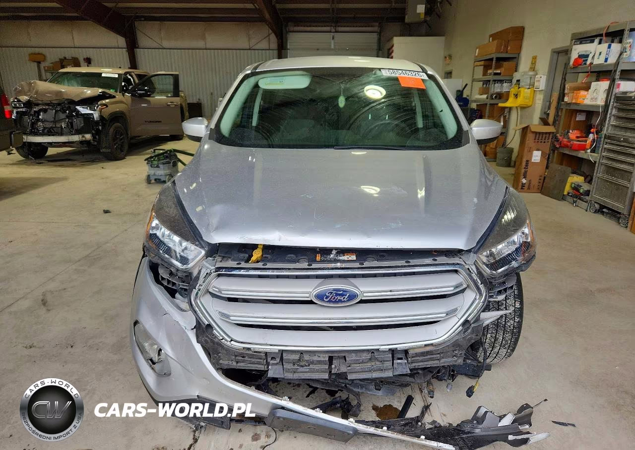 2019 Ford Escape Se VIN:1FMCU9GDXKUA93972 - 5