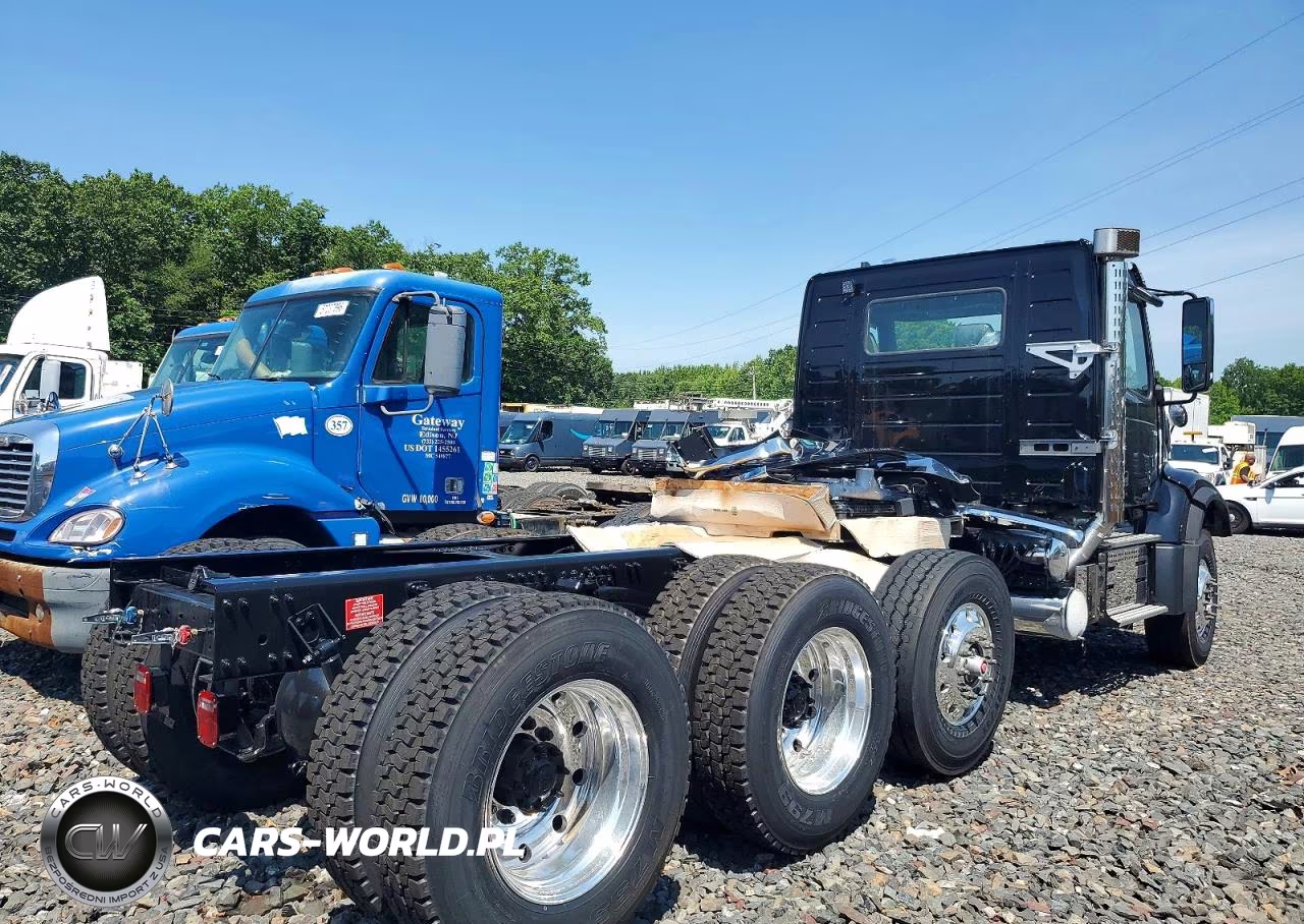 2026 Volvo Vhd Truck Cab And Chassis VIN:4V5KG9EJ4TN714599 - 4
