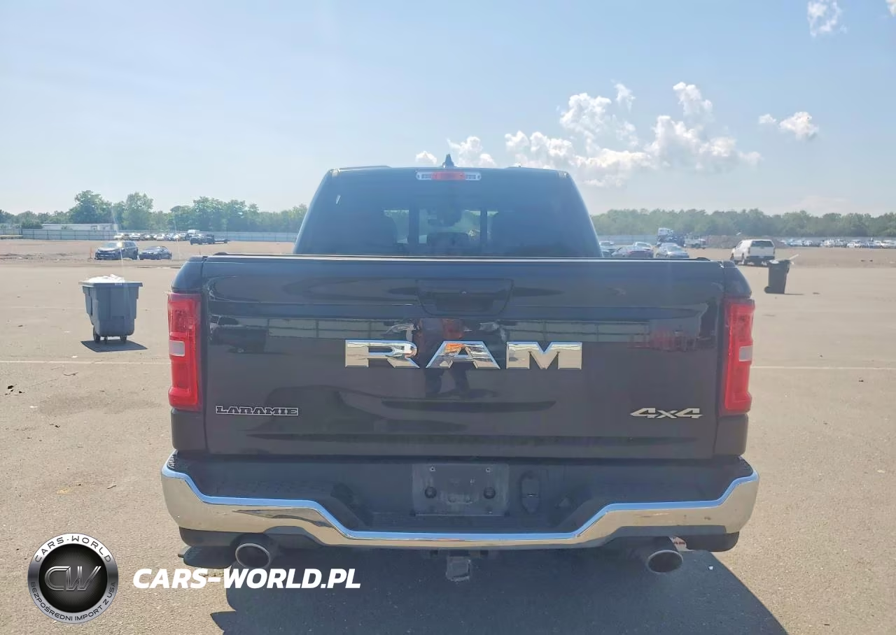 2025 Ram 1500 Laramie VIN:1C6SRFJP8SN516942 - 6