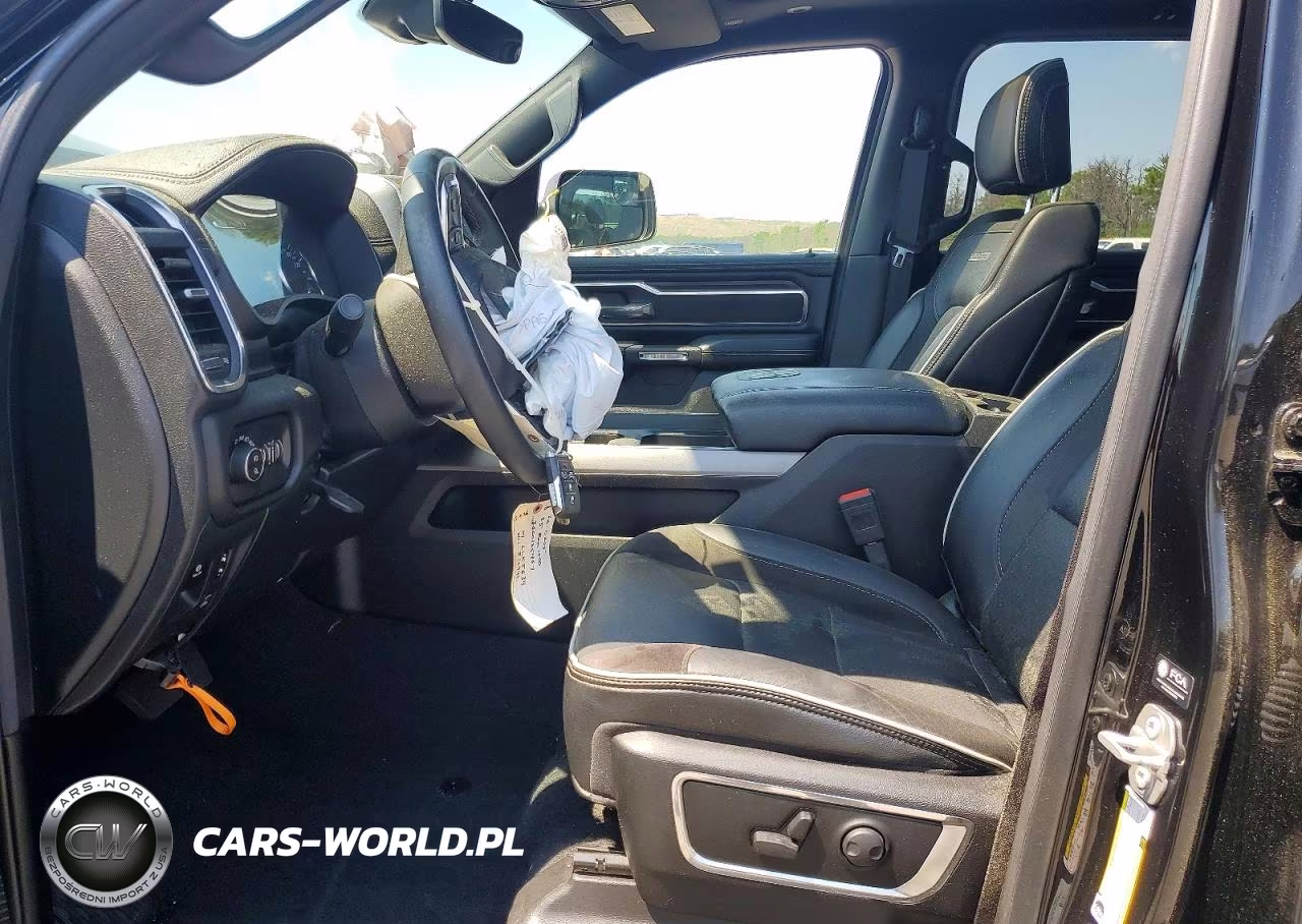 2025 Ram 1500 Laramie VIN:1C6SRFJP8SN516942 - 7