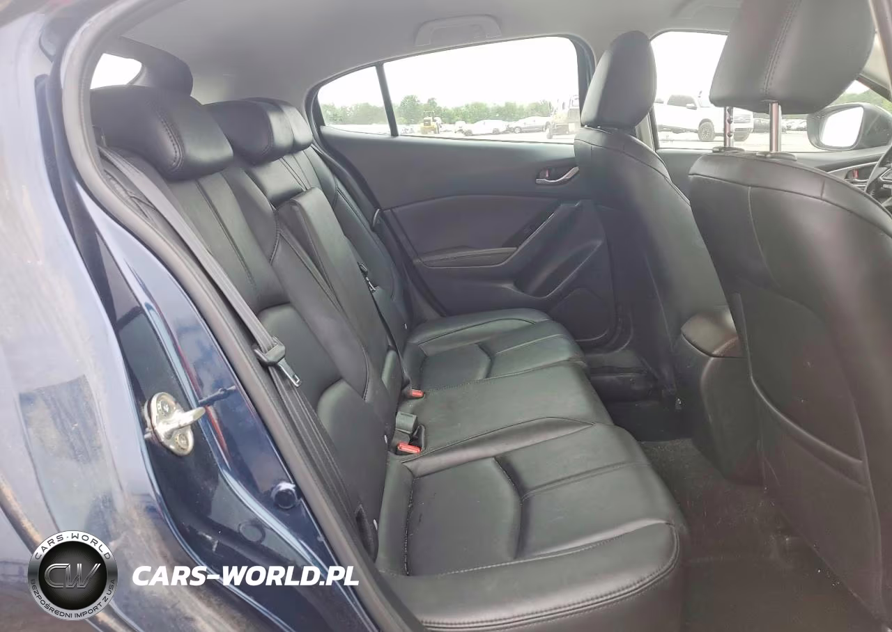 2018 Mazda 3 Touring VIN:3MZBN1L34JM205144 - 10