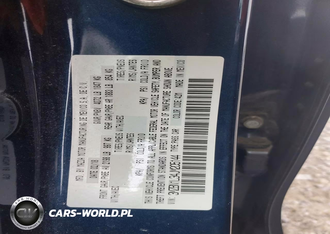 2018 Mazda 3 Touring VIN:3MZBN1L34JM205144 - 12