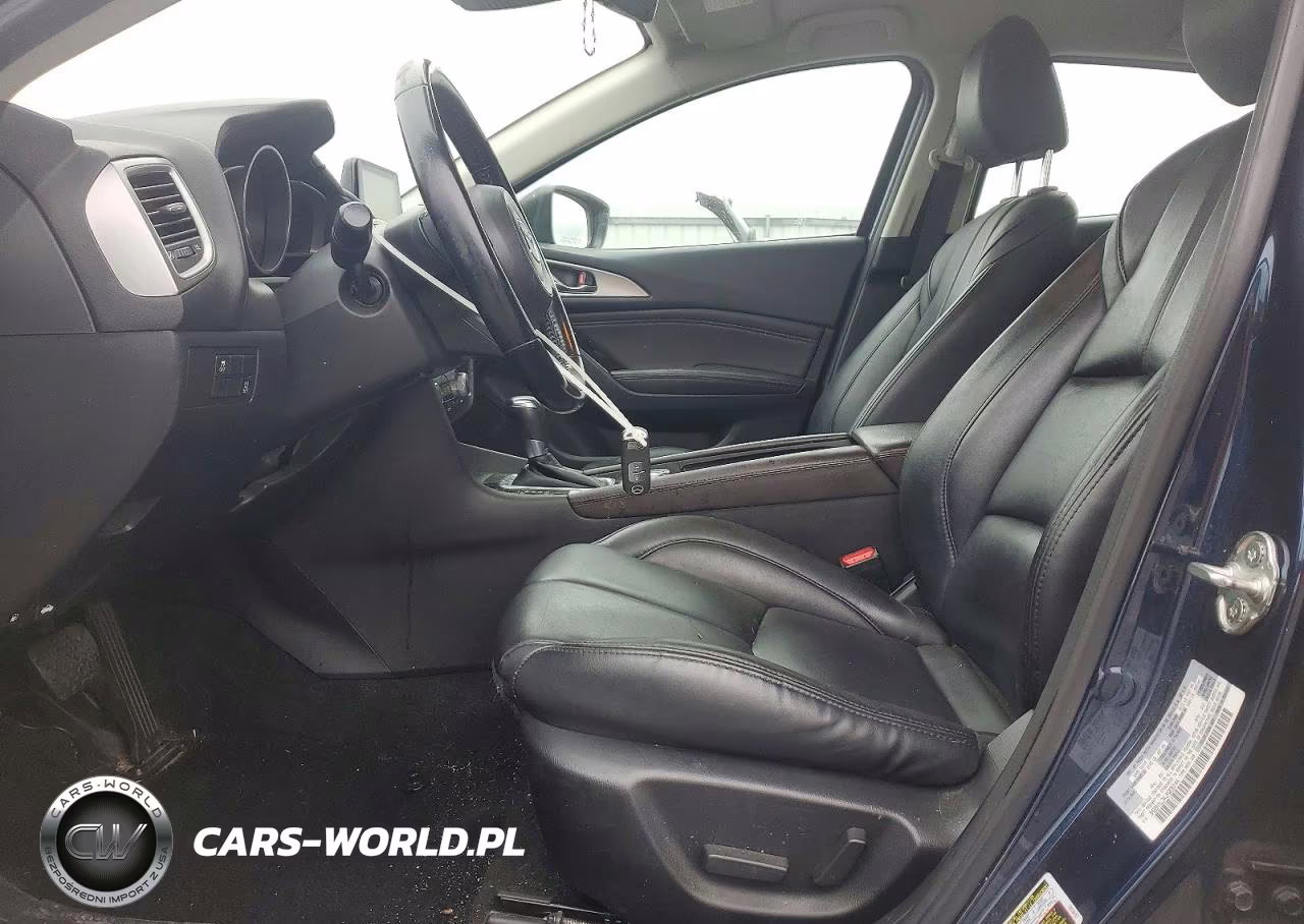2018 Mazda 3 Touring VIN:3MZBN1L34JM205144 - 7