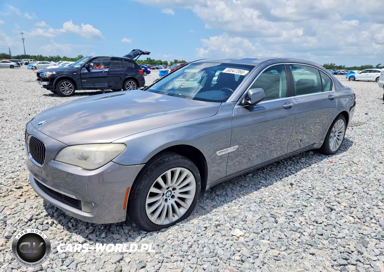2012 BMW 750 Lxi – zdjęcie 1 z 12