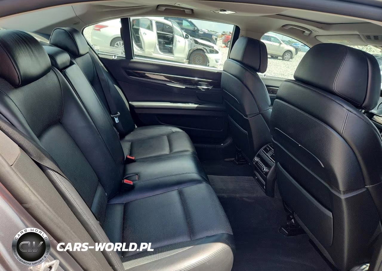 2012 BMW 750 Lxi VIN:WBAKC8C55CC437756 - 10