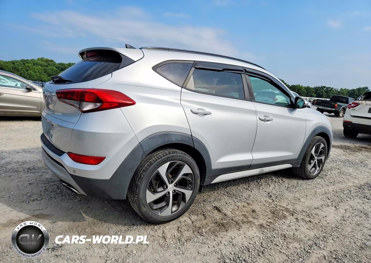 2018 Hyundai Tucson Value VIN:KM8J33A2XJU680265 - 3