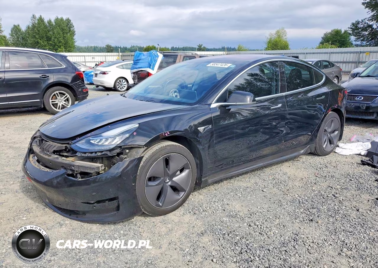 2018 Tesla Model 3 – zdjęcie 1 z 13