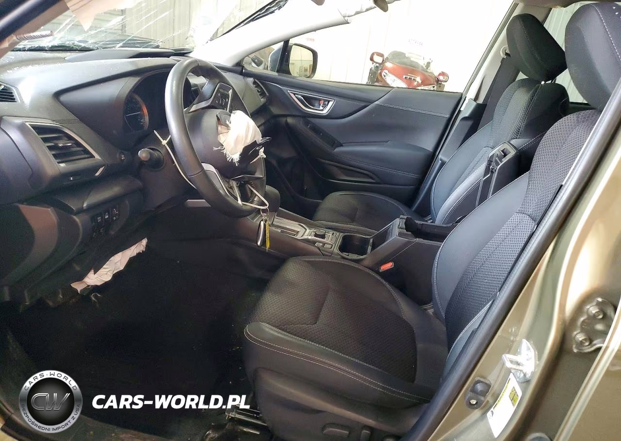 2023 Subaru Forester Premium VIN:JF2SKAEC4PH417744 - 7