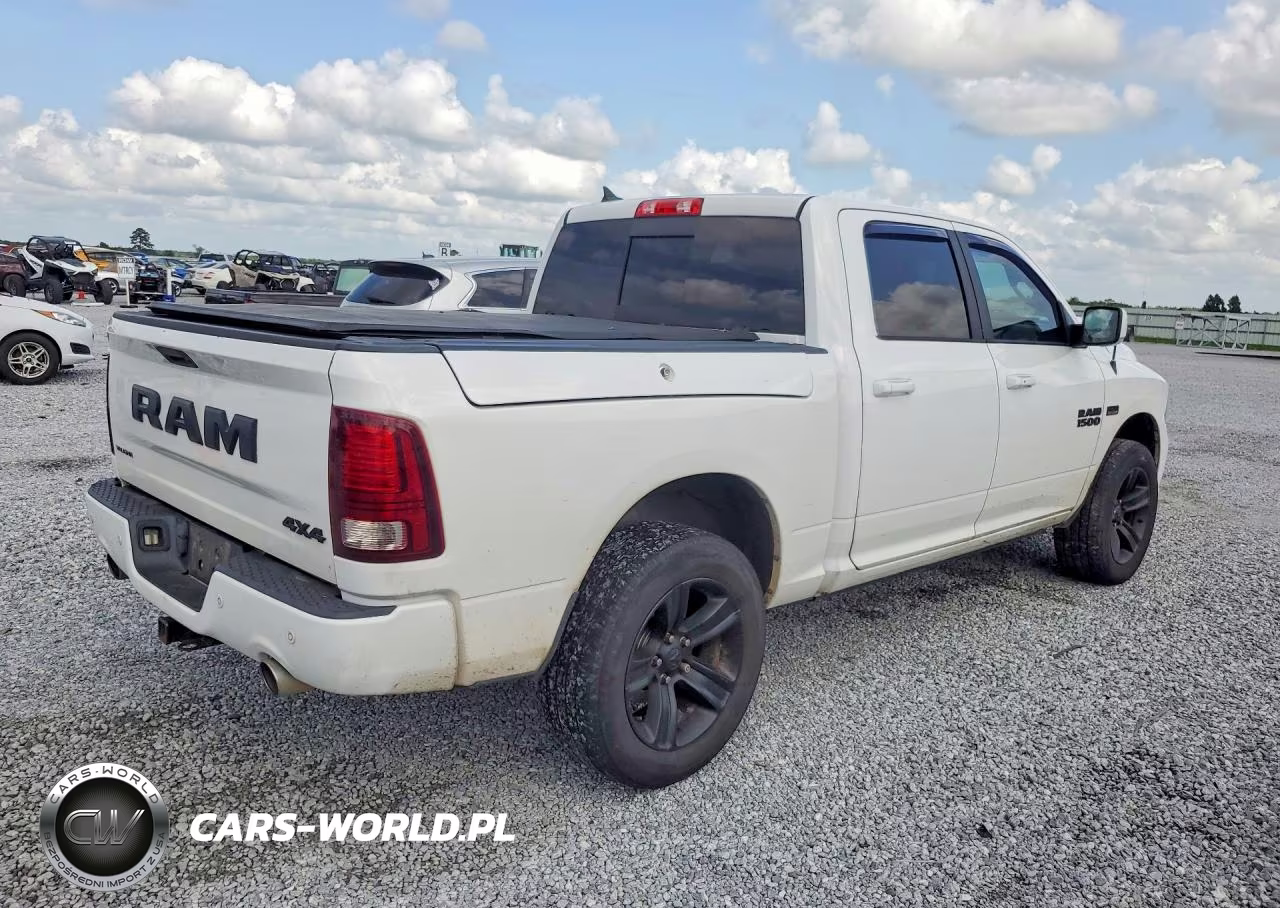 2017 Ram 1500 Sport VIN:1C6RR7MT8HS779049 - 3