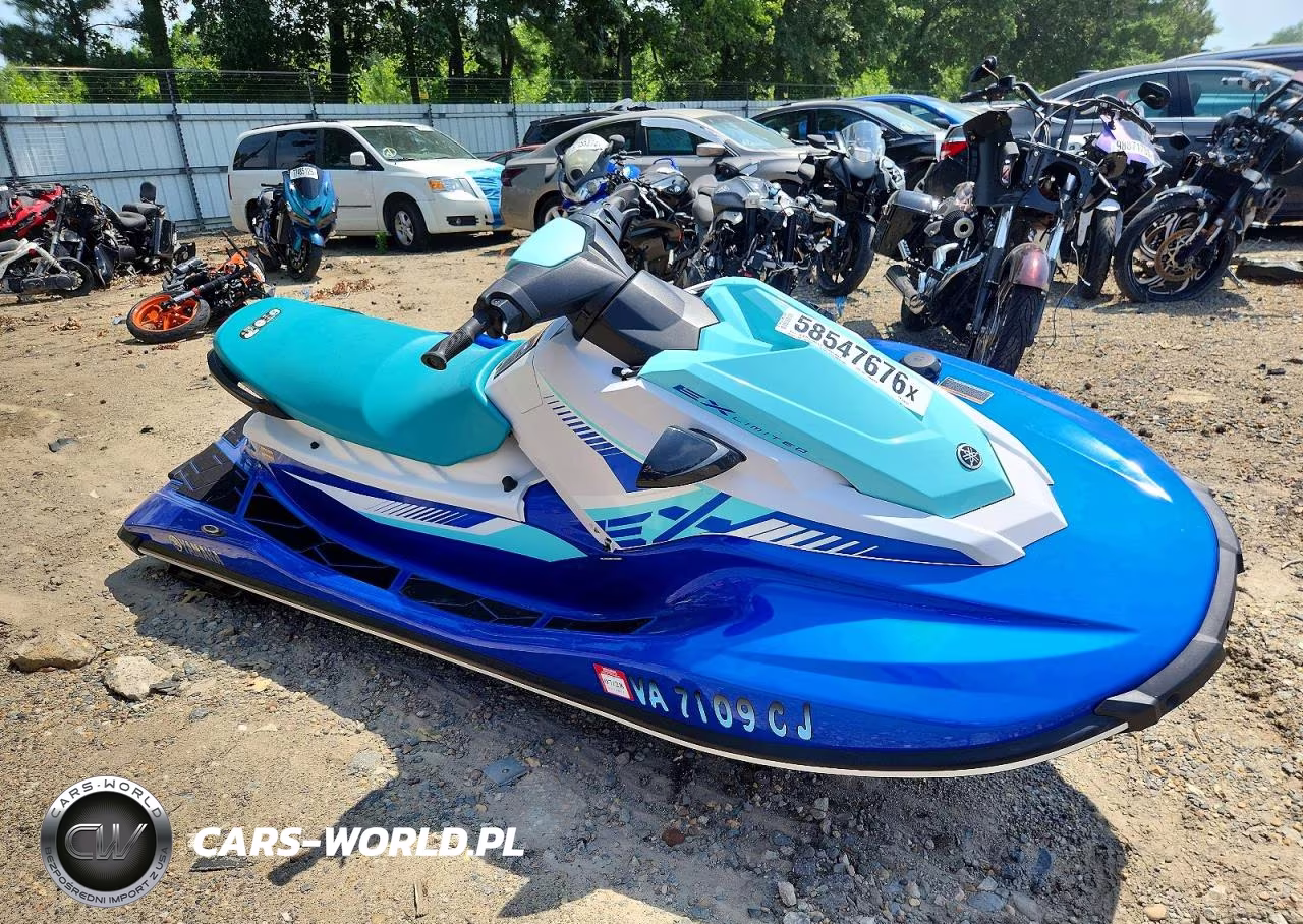 2022 Yamaha Ex Limited - Boat
