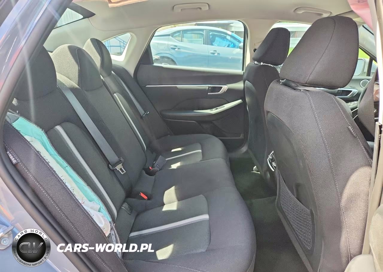 2026 Hyundai Sonata Hybrid Blue VIN:KMHL24JJ9TA145926 - 10