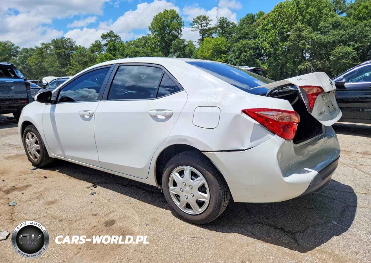 2017 Toyota Corolla L VIN:5YFBURHE4HP684652 - 2