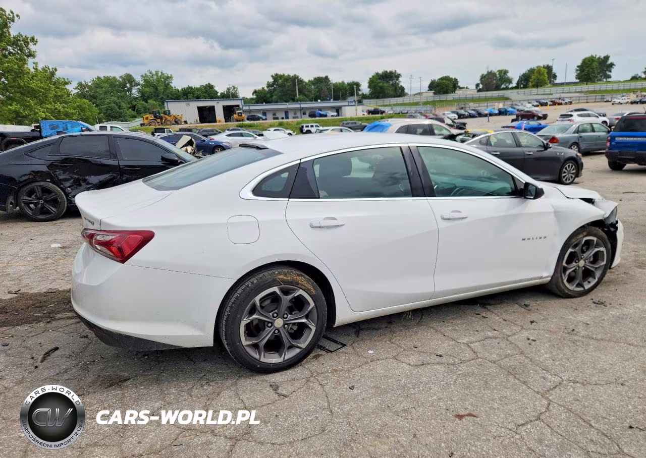 2020 Chevrolet Malibu Lt VIN:1G1ZD5ST7LF103166 - 3