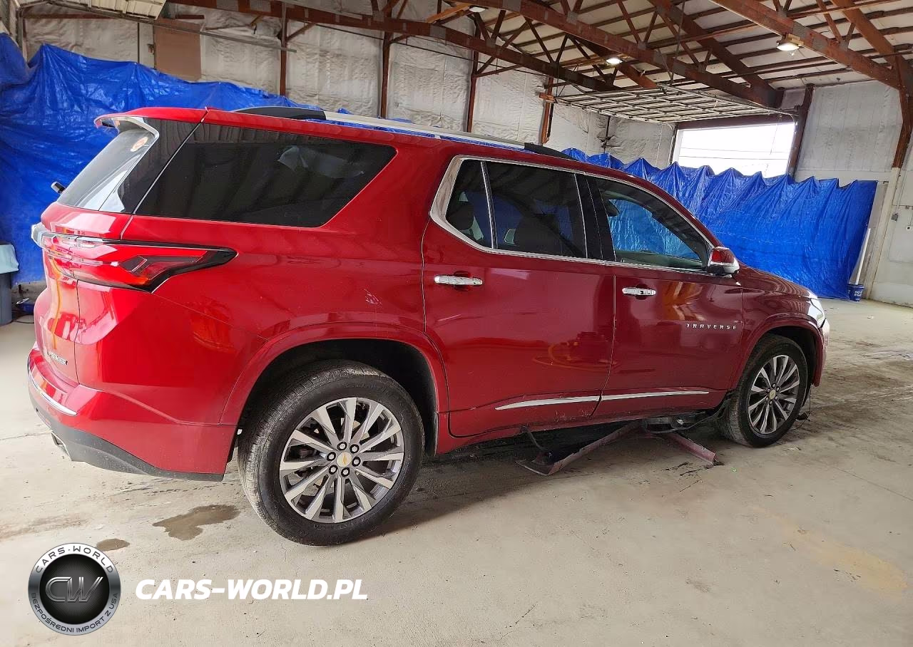 2023 Chevrolet Traverse Premier VIN:1GNERKKW7PJ319285 - 3