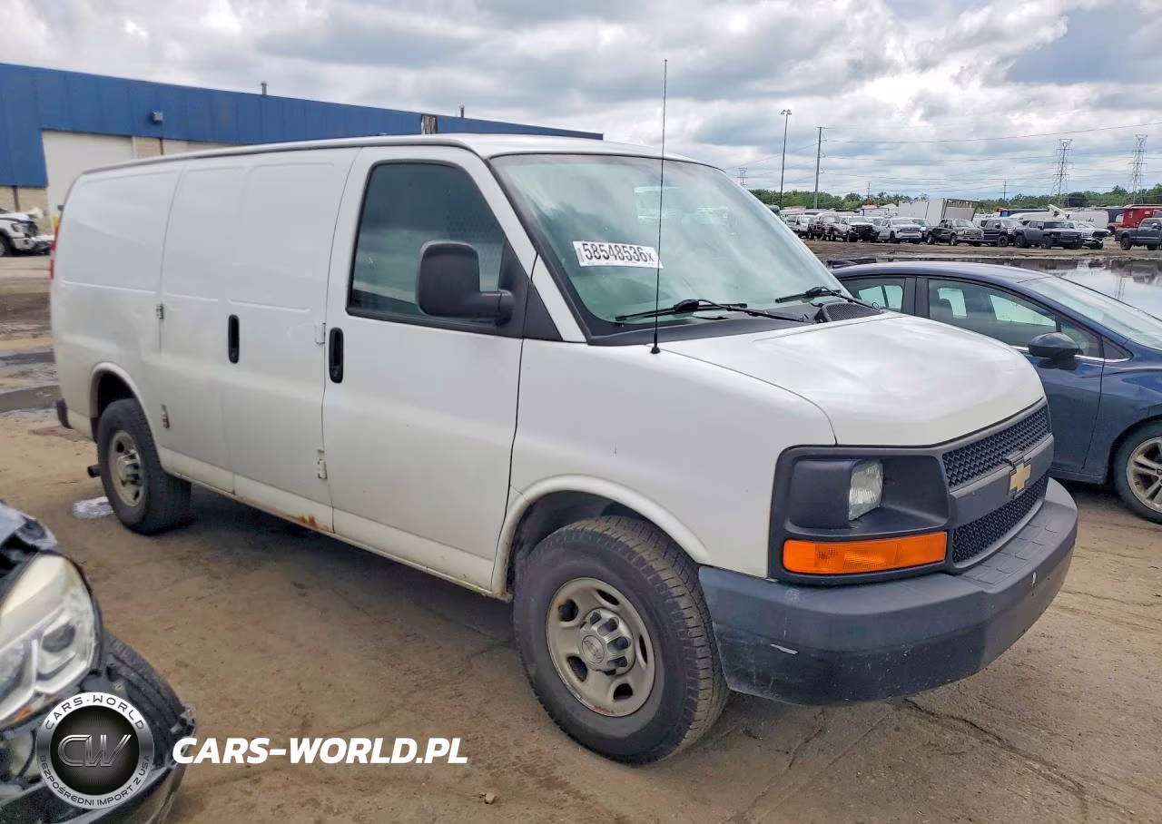 2017 Chevrolet Express G2500 VIN:1GCWGAFF4H1132563 - 4