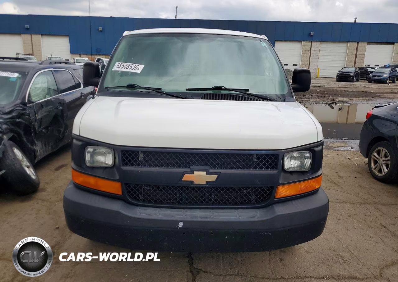 2017 Chevrolet Express G2500 VIN:1GCWGAFF4H1132563 - 5