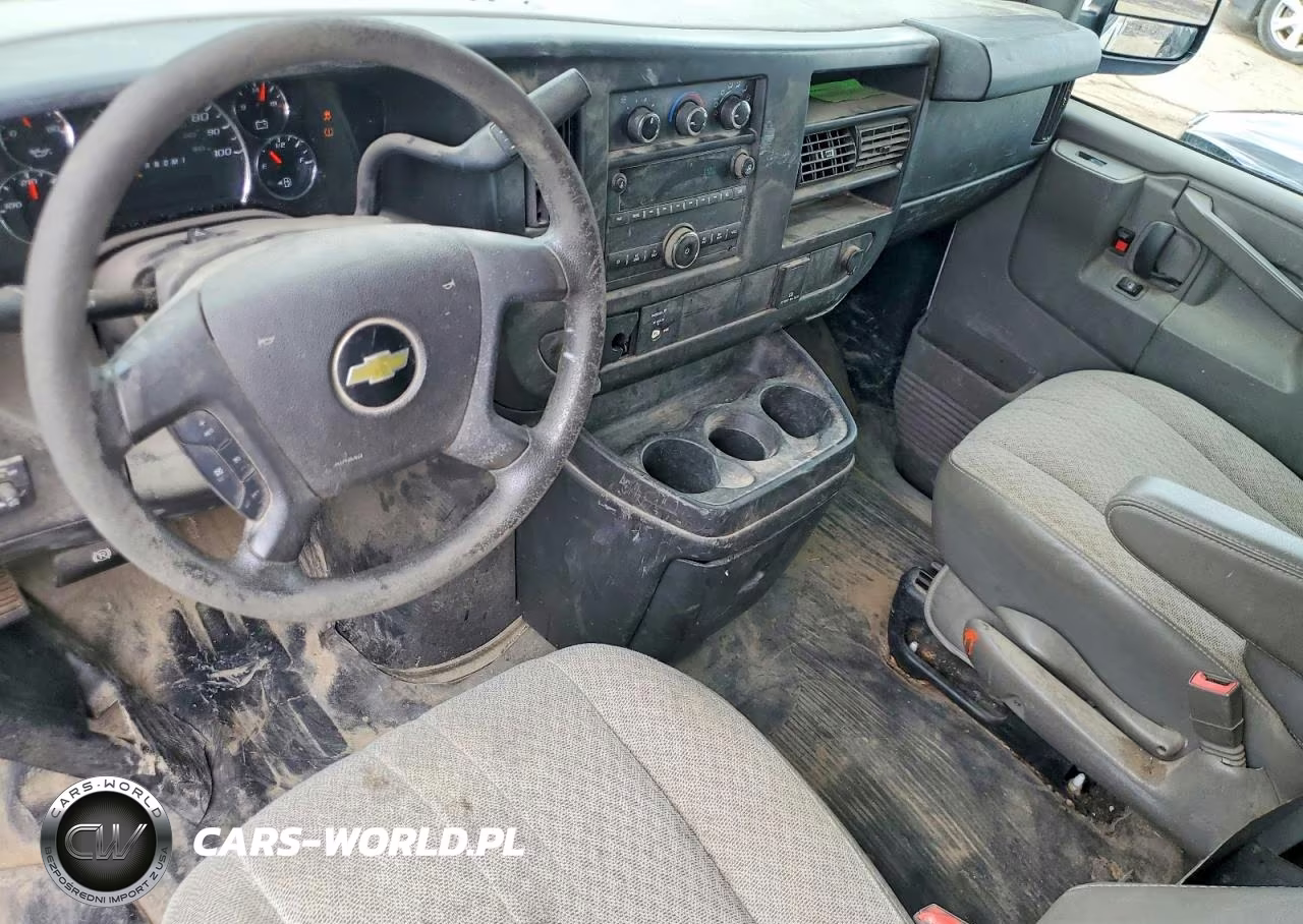 2017 Chevrolet Express G2500 VIN:1GCWGAFF4H1132563 - 8