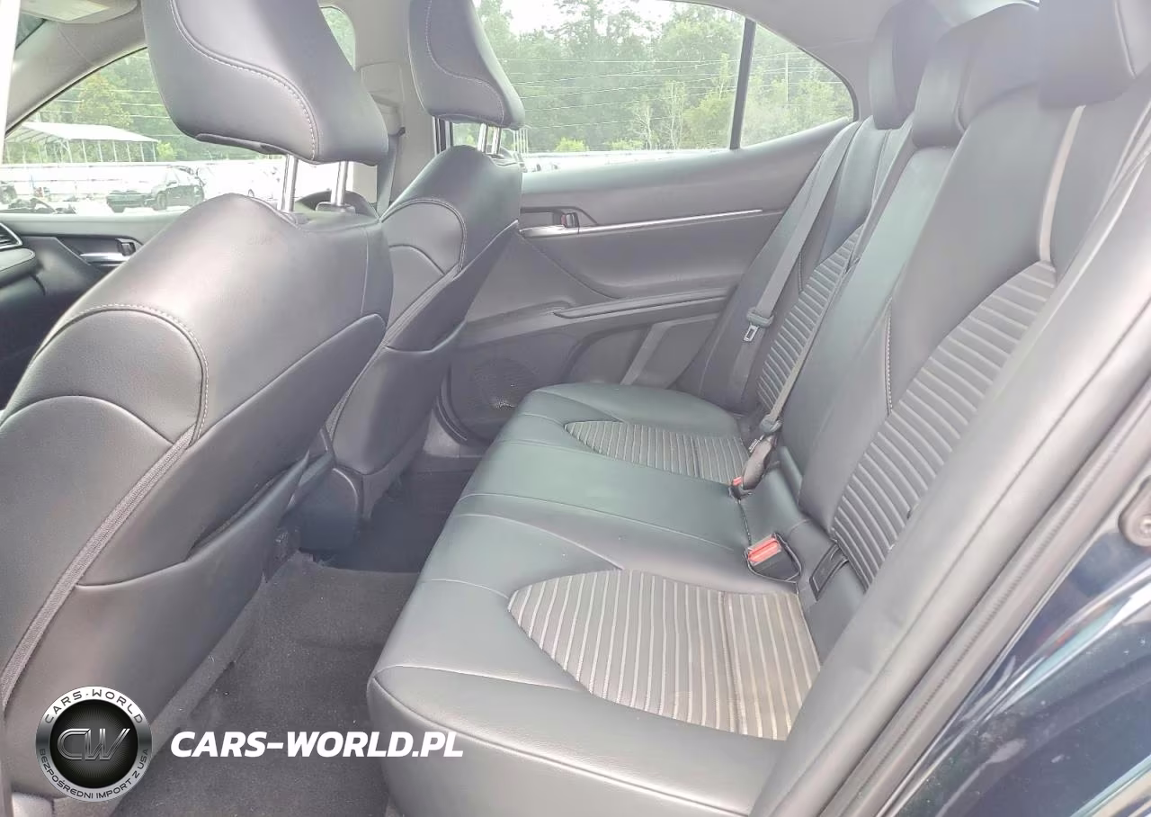 2021 Toyota Camry Se VIN:4T1G11AK1MU402900 - 10