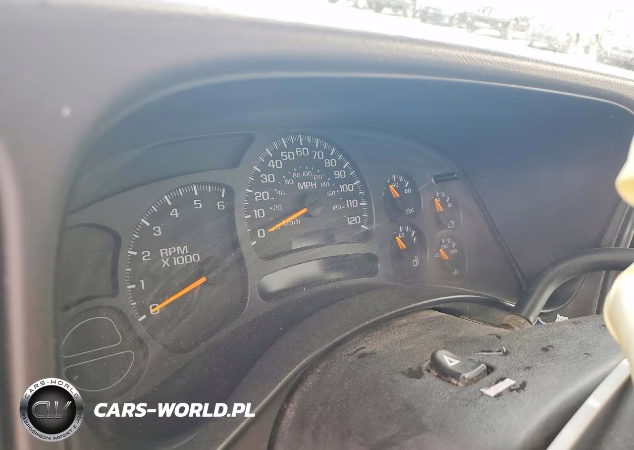 2004 Chevrolet Silverado C1500 VIN:1GCEC14T34Z120769 - 9