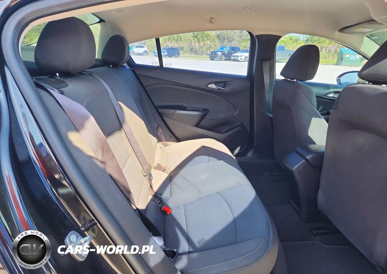 2017 Chevrolet Cruze Ls VIN:1G1BC5SM0H7270113 - 10