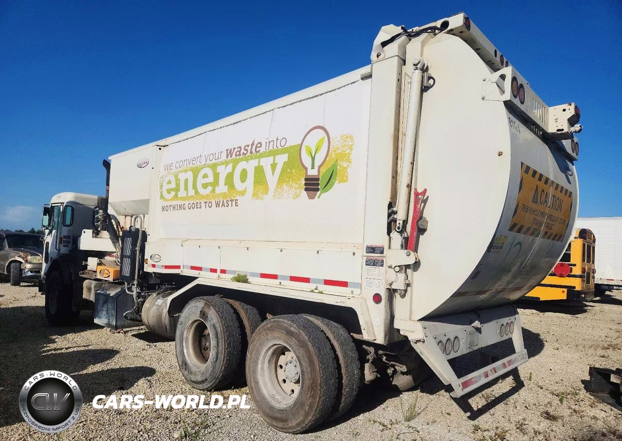 2019 Peterbilt 520 Refuse Truck VIN:3BPDLJ0X5KF103026 - 3
