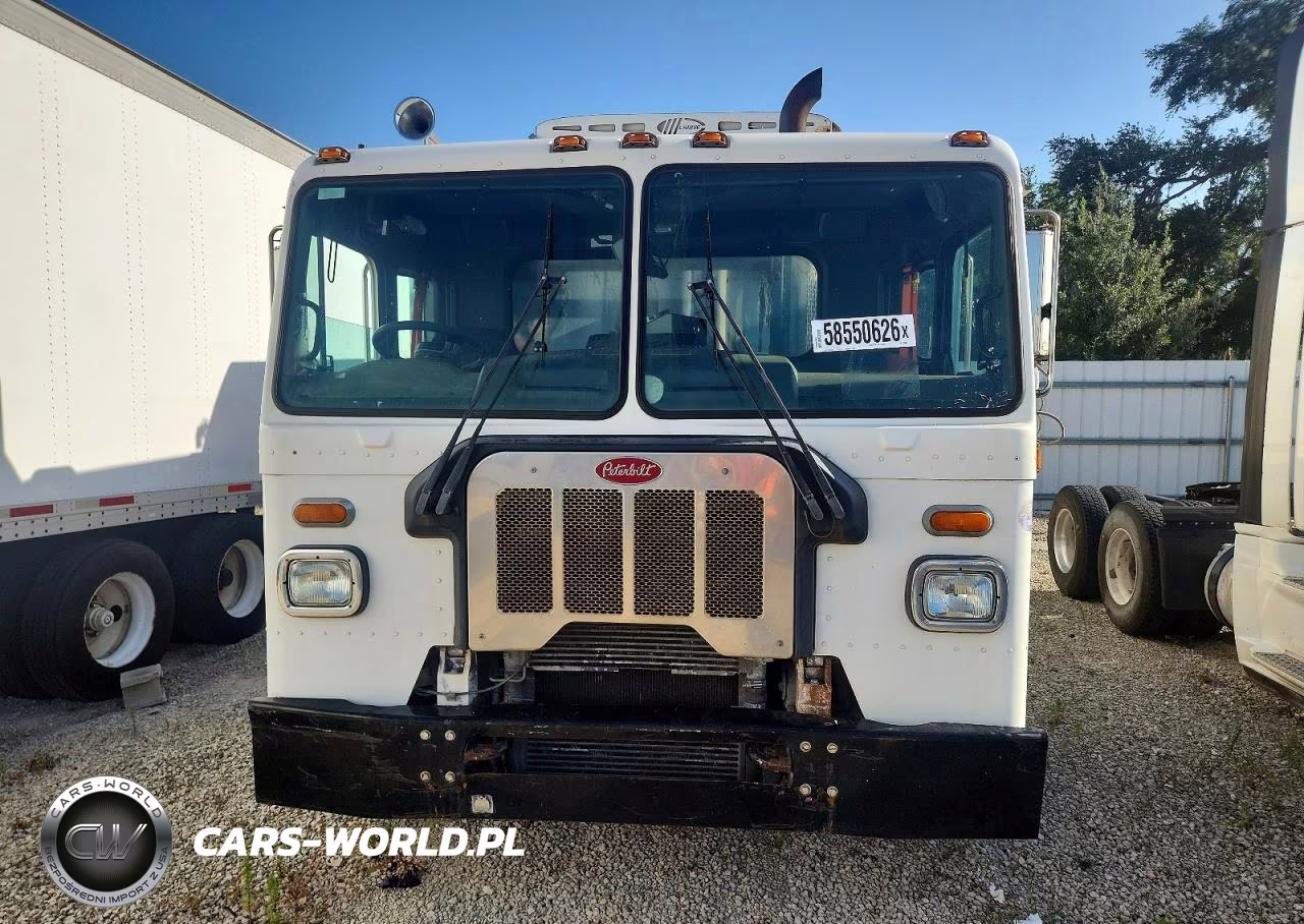 2019 Peterbilt 520 Refuse Truck VIN:3BPDLJ0X5KF103026 - 9