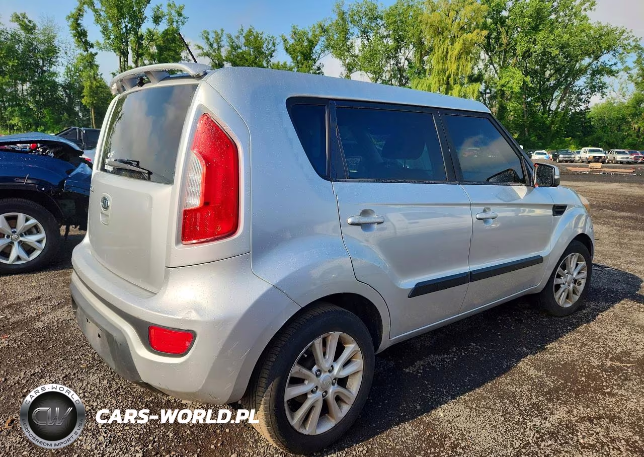 2012 Kia Soul + VIN:KNDJT2A61C7457373 - 3