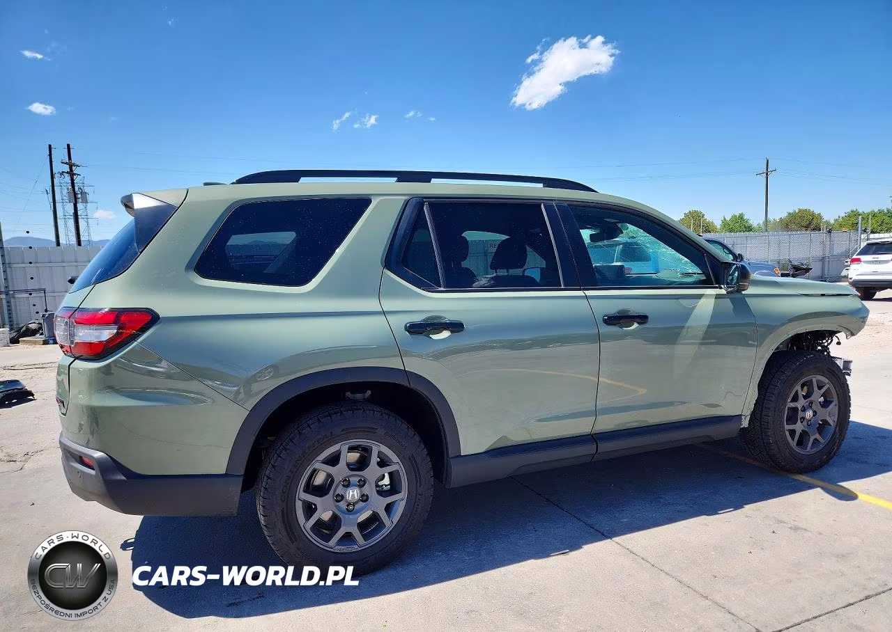 2026 Honda Pilot Trailsport VIN:5FNYG1H64TB019346 - 3
