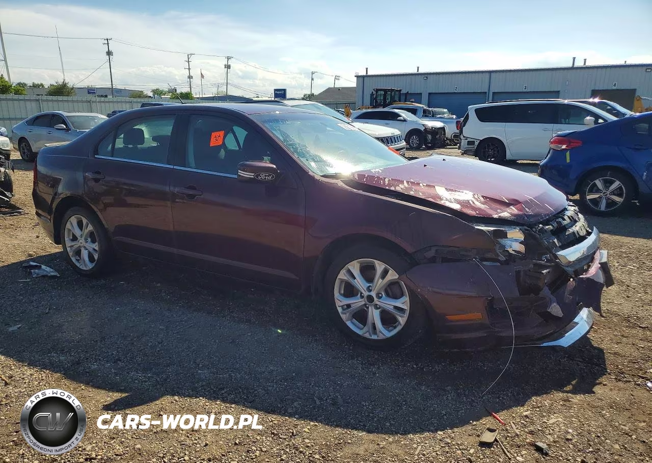 2012 Ford Fusion Se VIN:3FAHP0HA4CR430099 - 4