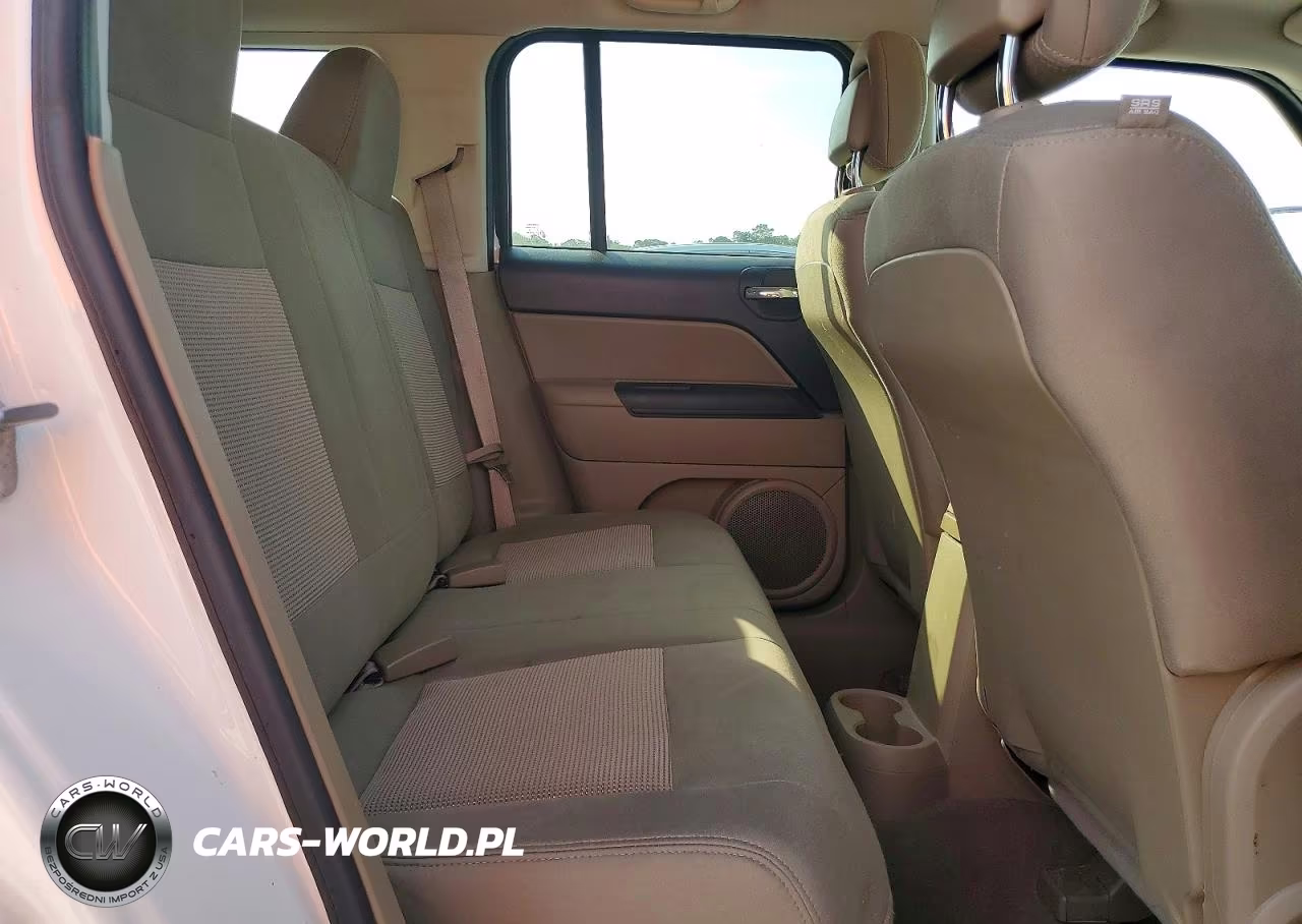 2011 Jeep Patriot Sport VIN:1J4NT1GA8BD214032 - 11