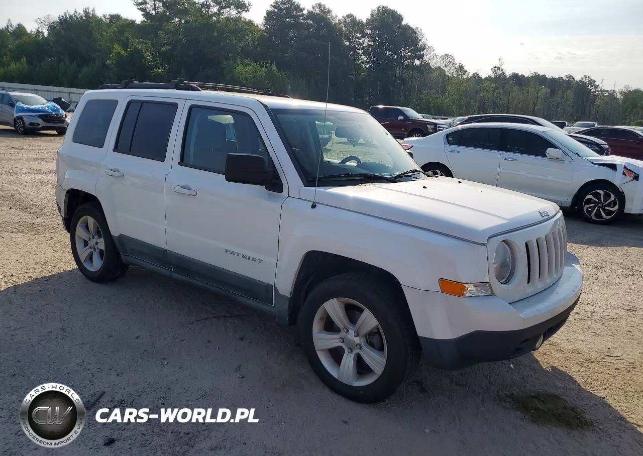 2011 Jeep Patriot Sport VIN:1J4NT1GA8BD214032 - 4