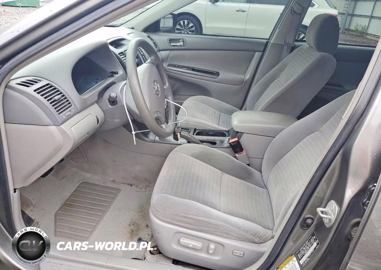2005 Toyota Camry Le VIN:4T1BE32K55U581534 - 7