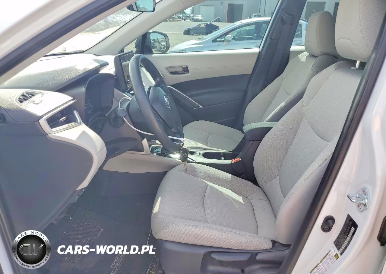 2024 Toyota Corolla Cross L VIN:7MUAAAAG6RV115057 - 7