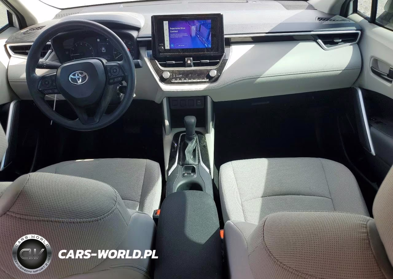 2024 Toyota Corolla Cross L VIN:7MUAAAAG6RV115057 - 8