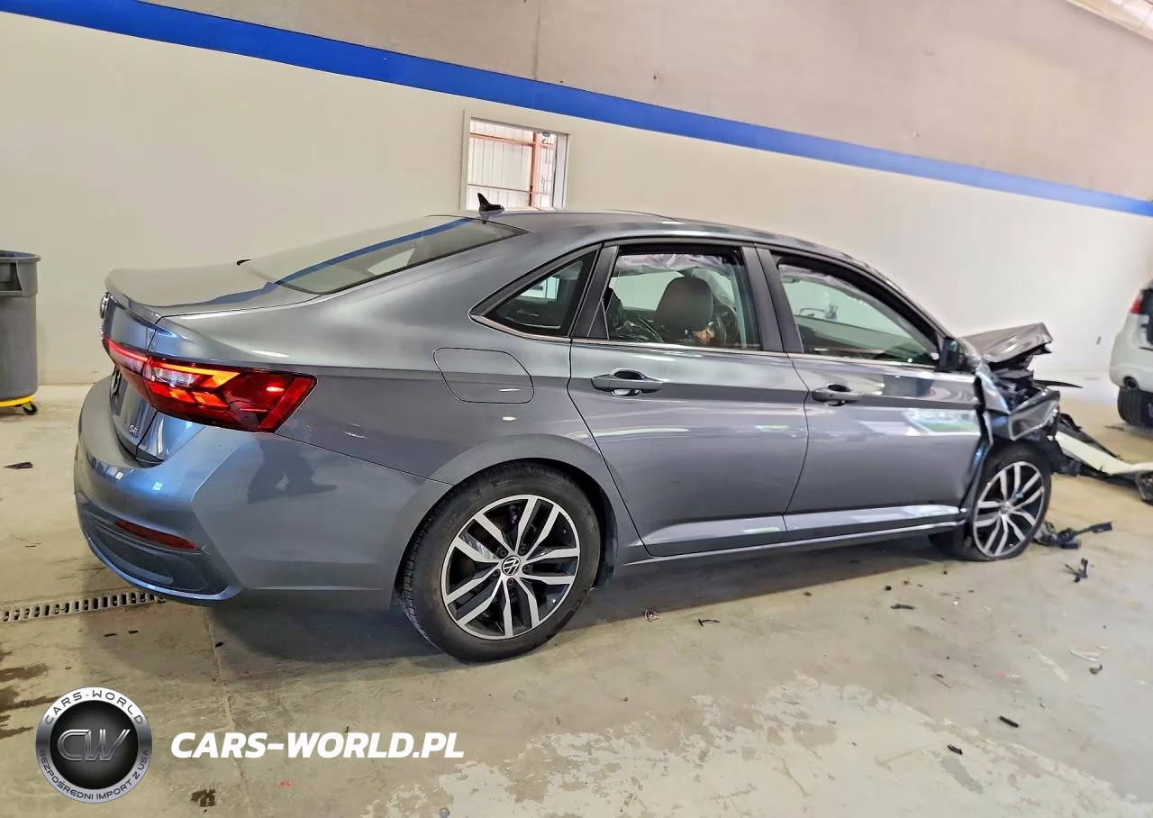 2025 Volkswagen Jetta Se VIN:3VW7X7BU6SM060221 - 3