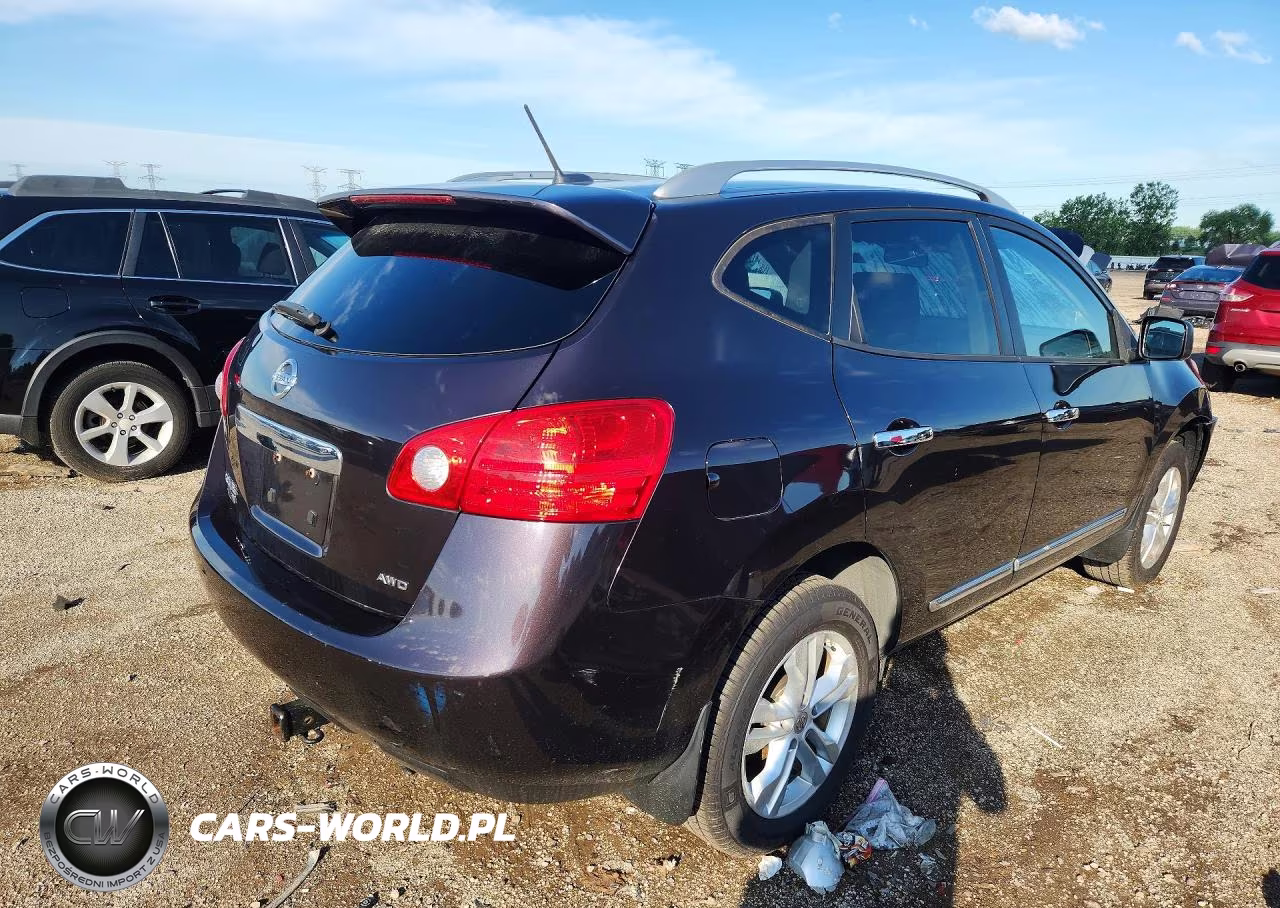2015 Nissan Rogue Select S VIN:JN8AS5MV1FW755640 - 3