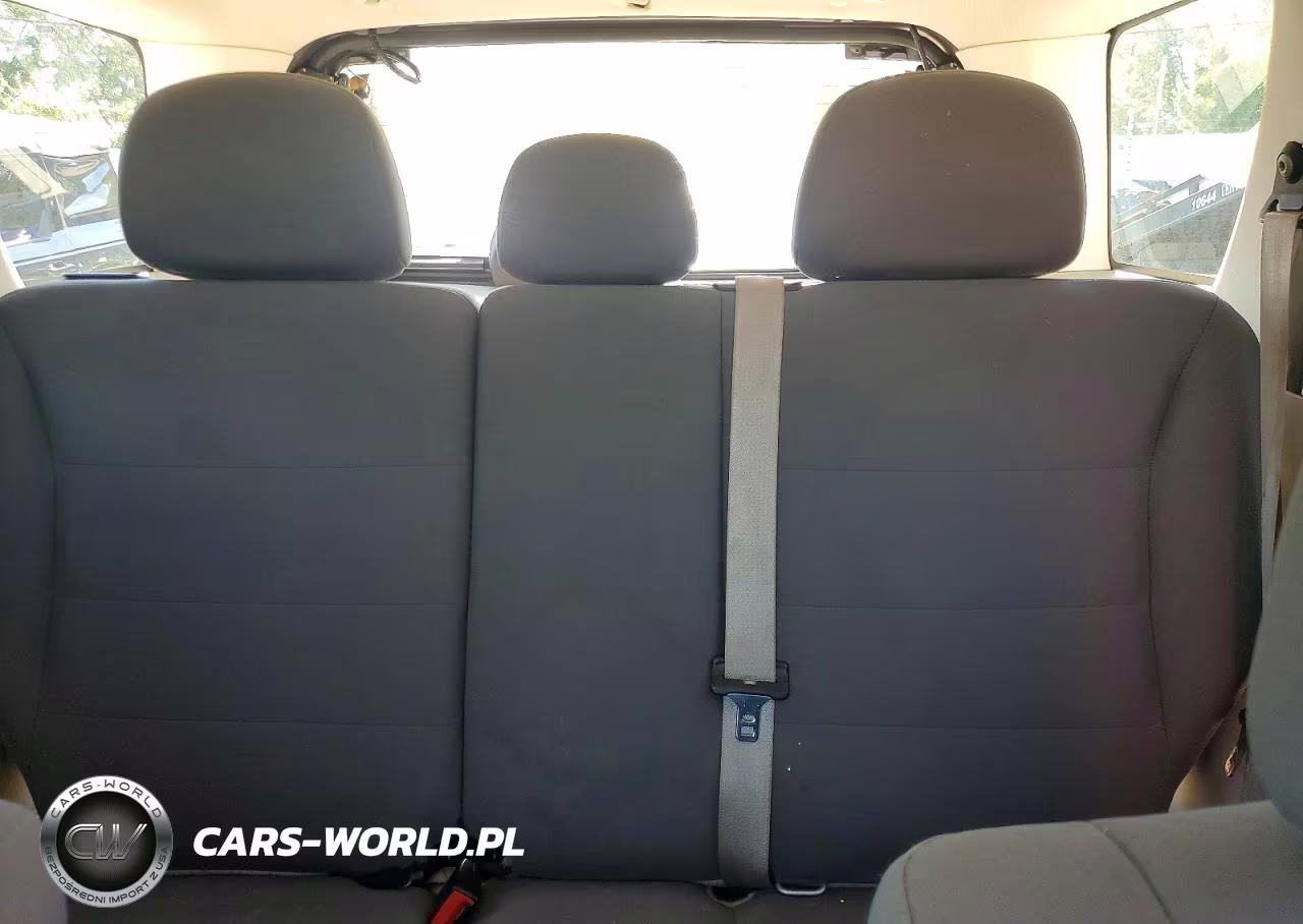 2012 Ford Escape Xls VIN:1FMCU0C77CKB28928 - 10