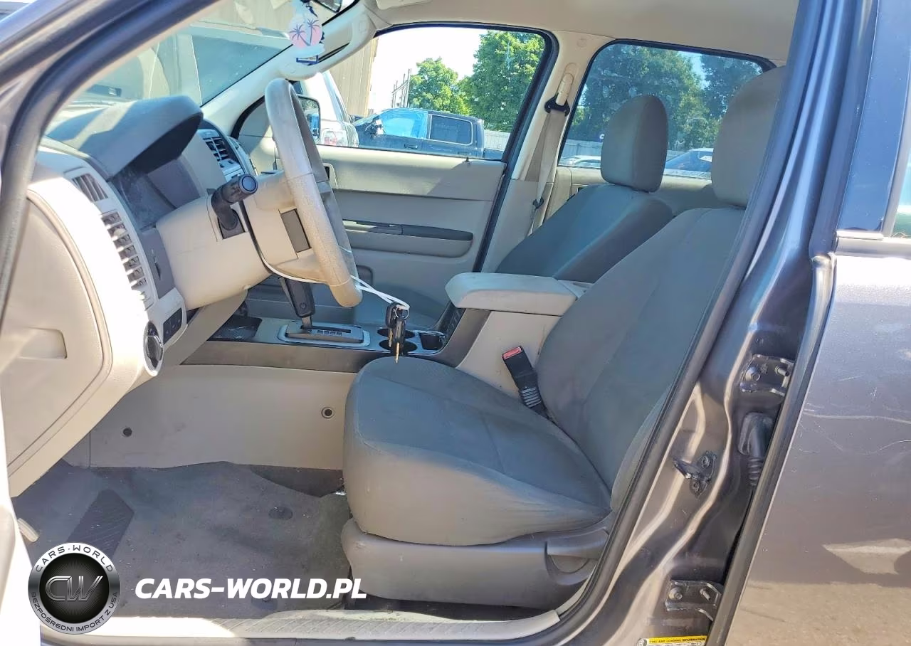 2012 Ford Escape Xls VIN:1FMCU0C77CKB28928 - 7