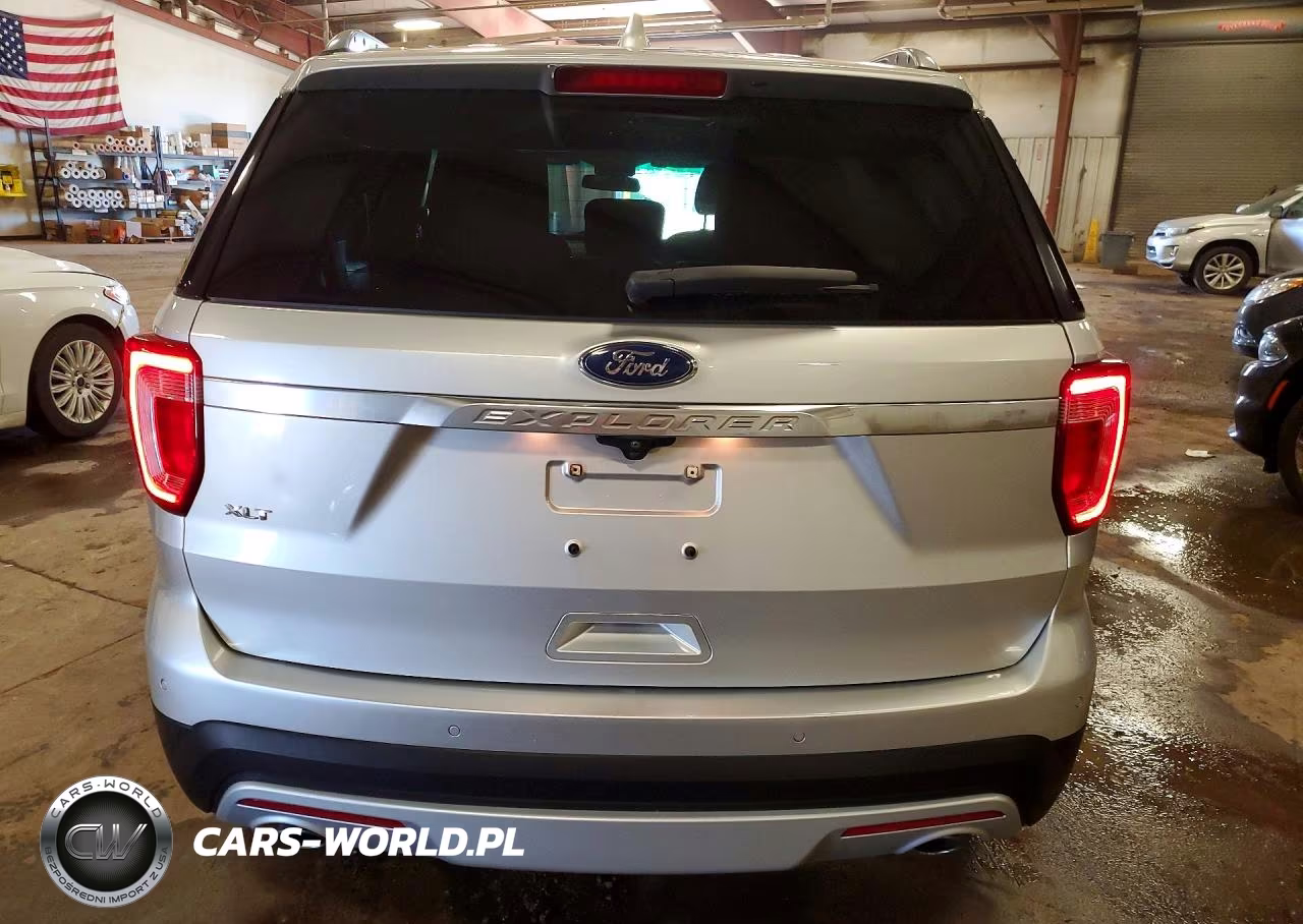 2017 Ford Explorer Xlt VIN:1FM5K7D80HGA41851 - 6