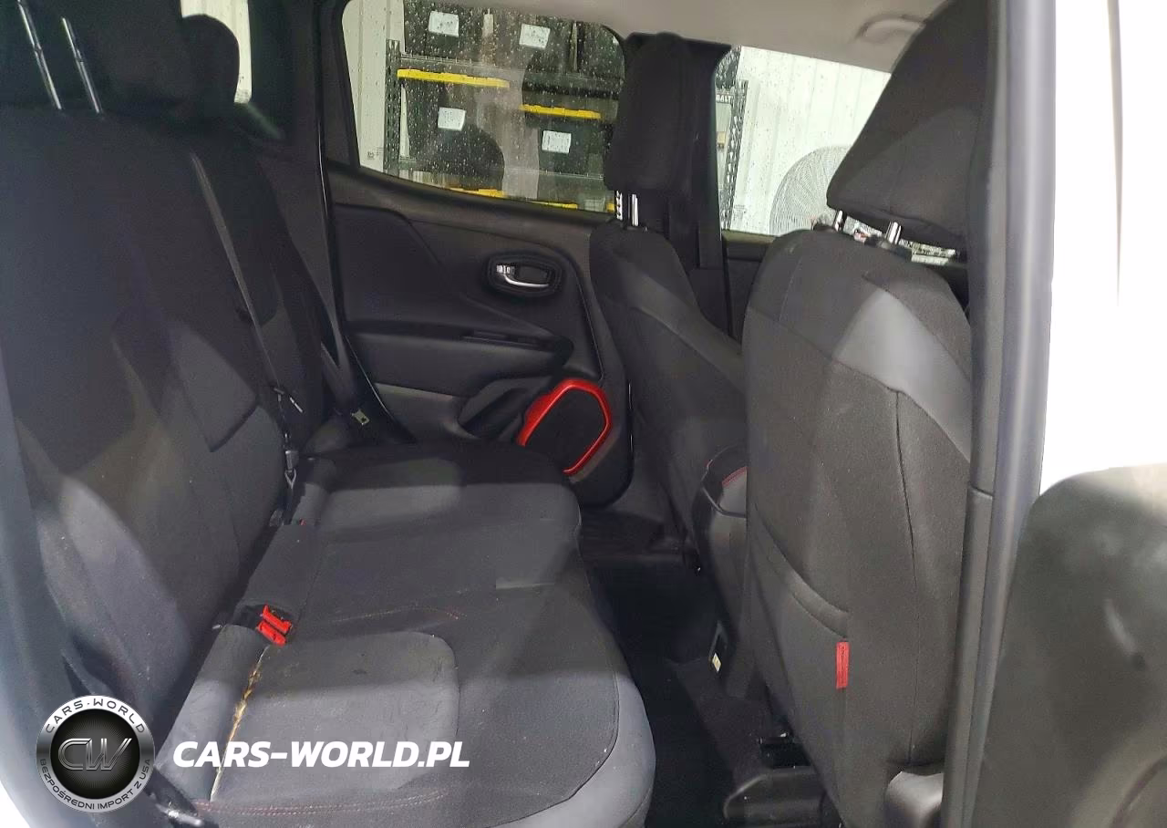 2017 Jeep Renegade Trailhawk VIN:ZACCJBCBXHPE45614 - 10