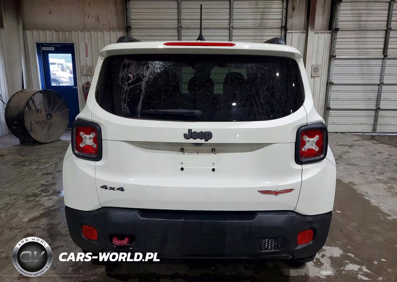 2017 Jeep Renegade Trailhawk VIN:ZACCJBCBXHPE45614 - 6