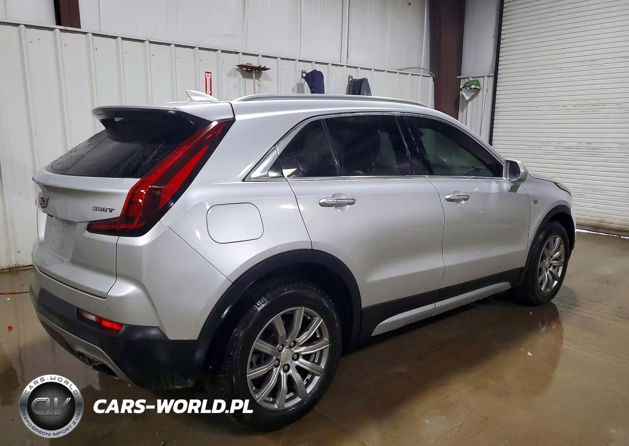 2020 Cadillac Xt4 Premium Luxury VIN:1GYFZCR44LF071561 - 3